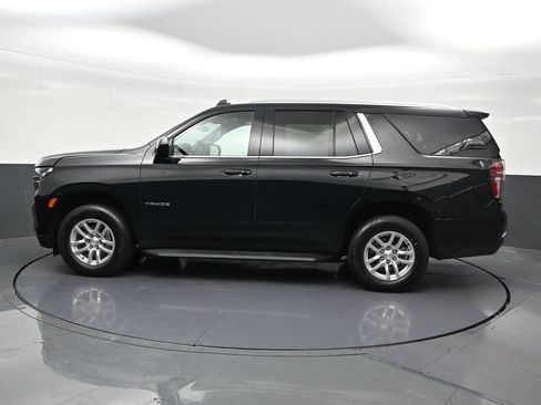 Used 2024 Chevrolet Tahoe LS RWD image 2