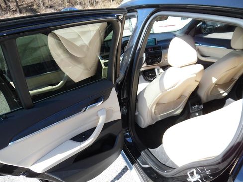 Used 2016 BMW X1 xDrive28i w/ Premium Package image 18