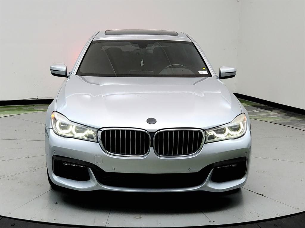Used 2016 BMW 750i xDrive AWD/4WD image 2