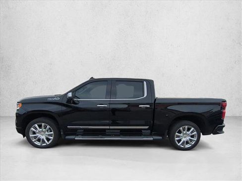 Used 2022 Chevrolet Silverado 1500 High Country w/ High Country Premium Package image 8