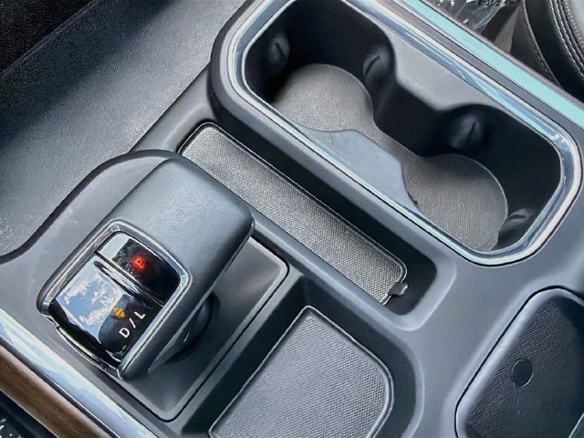 Used 2026 Chevrolet Silverado 1500 High Country w/ Midnight Edition RWD image 28