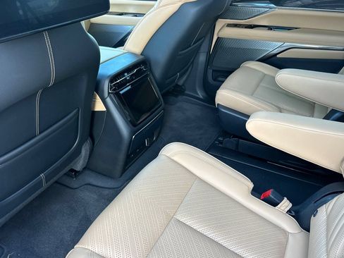 Certified 2026 Cadillac Escalade IQL Sport 2 AWD/4WD image 14