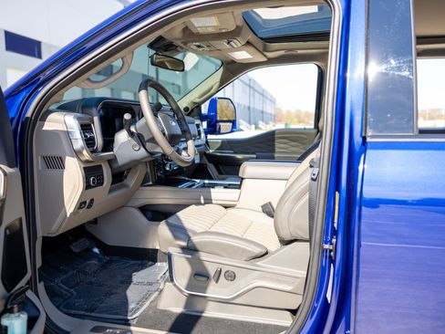 Used 2026 Ford F450 Platinum w/ Platinum Plus Package AWD/4WD image 33