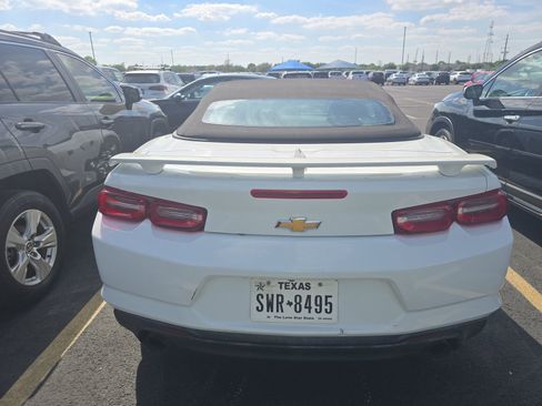 Used 2020 Chevrolet Camaro LT image 10