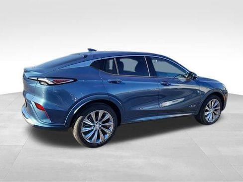 New 2026 Buick Envista Preferred FWD image 2