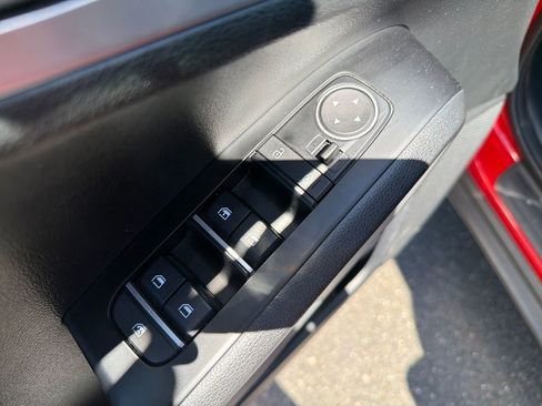 Used 2024 Kia Soul LX w/ Option Group 015 FWD image 12
