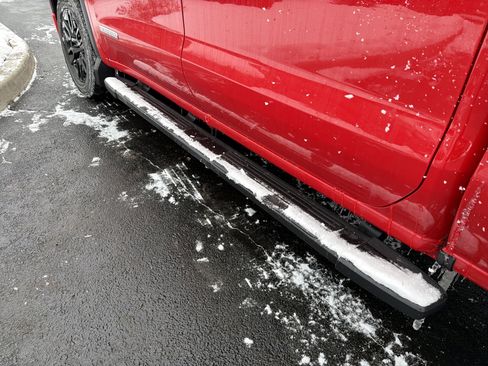 Used 2020 GMC Sierra 1500 Elevation image 28