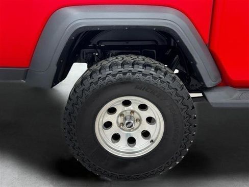 Used 2020 Jeep Gladiator Sport w/ Quick Order Package 24S AWD/4WD image 35