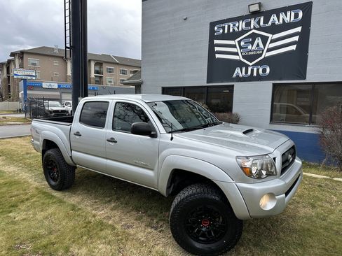 Used 2006 Toyota Tacoma TRD Off Road 4WD image 2