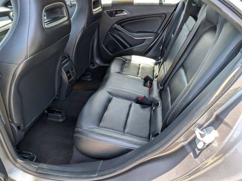 Used 2018 Mercedes-Benz CLA 250 image 35
