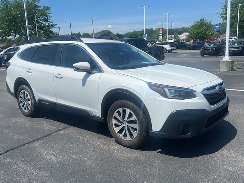 Used 2021 Subaru Outback Premium w/ Popular Package #1 AWD/4WD image 2