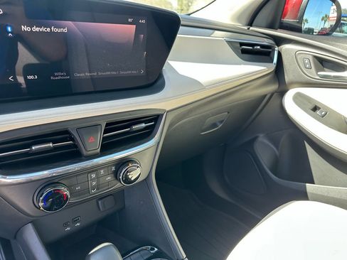 Used 2025 Buick Encore GX Preferred image 15