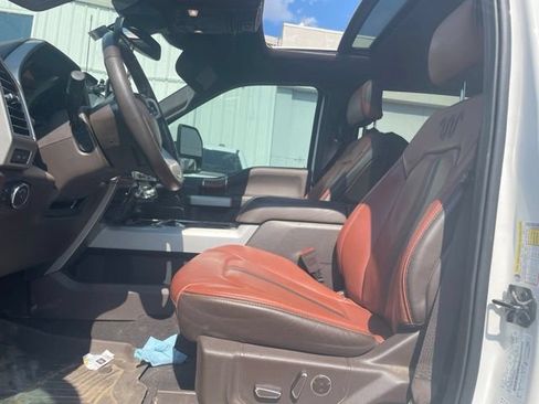 Used 2022 Ford F250 King Ranch w/ King Ranch Ultimate Package AWD/4WD image 2