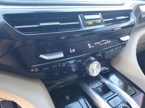 Used 2022 Acura MDX FWD w/ Technology Package image 77