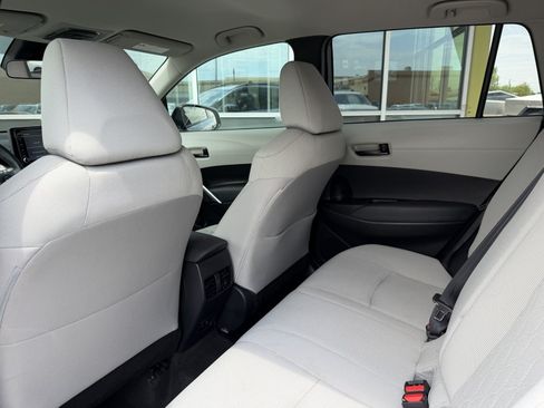 Used 2022 Toyota Corolla Cross LE FWD image 35