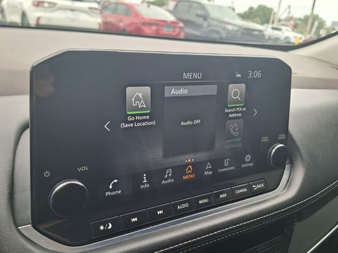 Used 2023 Nissan Rogue SL w/ SL Premium Package AWD/4WD image 14