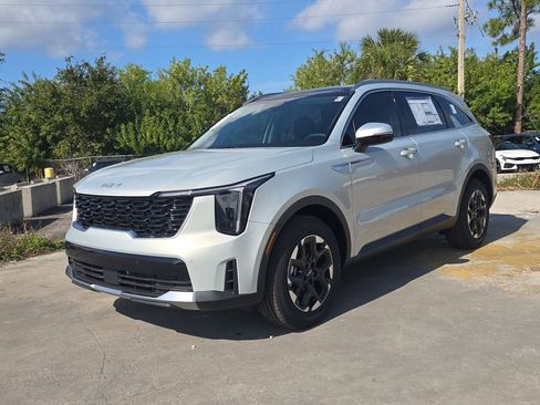 New 2026 Kia Sorento S w/ S Panoramic Sunroof Package FWD image 4