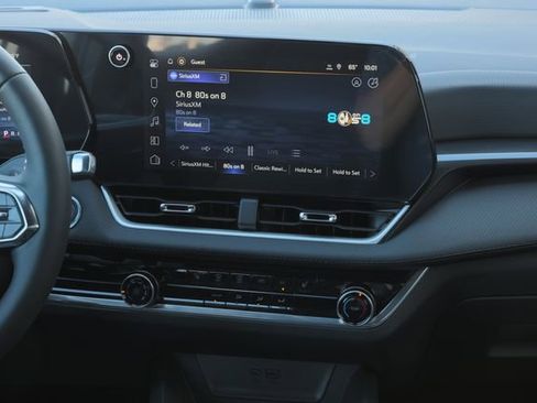 New 2026 Chevrolet Equinox LT w/ LPO, Floor Liner Package image 16