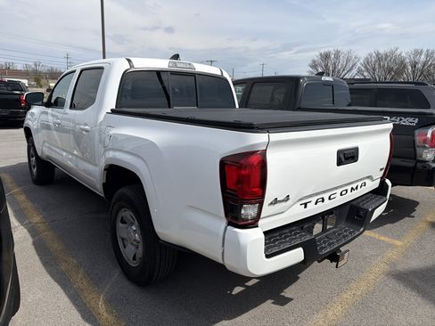 Used 2023 Toyota Tacoma SR AWD/4WD image 5