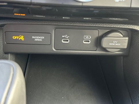 Used 2026 Honda Civic Sport image 31