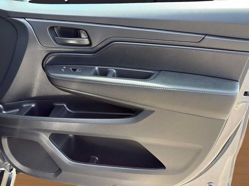 Used 2026 Honda Odyssey EX-L image 24