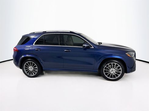 Used 2024 Mercedes-Benz GLE 450 4MATIC image 9