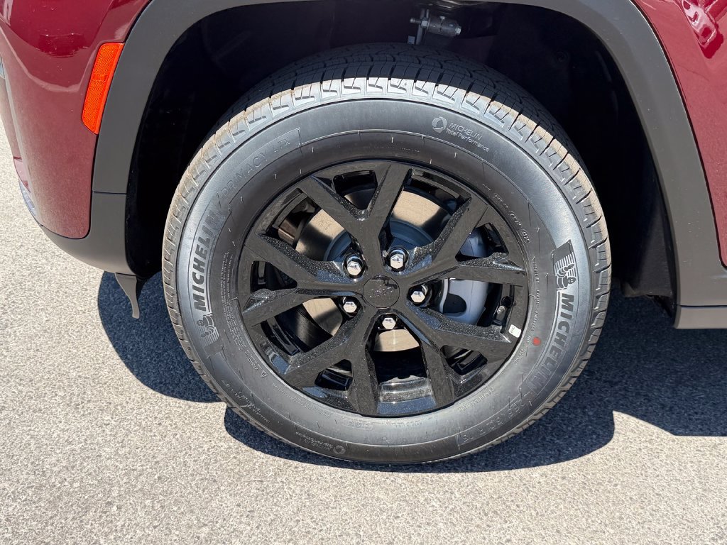 New 2026 Jeep Grand Cherokee Altitude AWD/4WD image 23