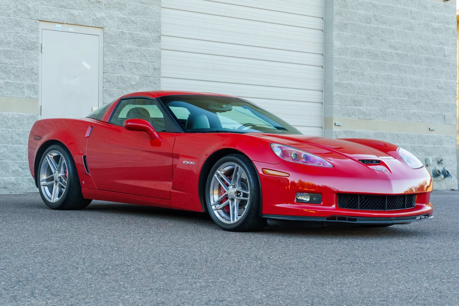 Used 2006 Chevrolet Corvette Z06 w/ Preferred Equipment Group RWD image 10