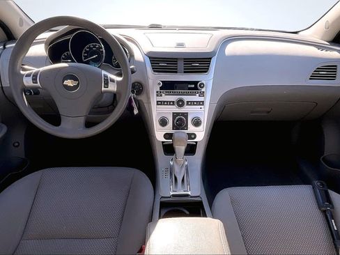 Used 2011 Chevrolet Malibu LS image 16