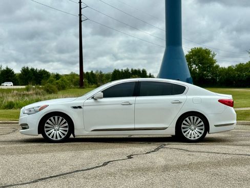 Used 2015 Kia K900 Premium image 4