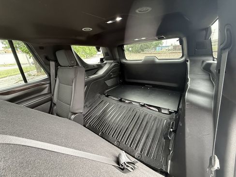 Used 2021 Chevrolet Tahoe 4WD w/ Remote Keyless Entry Package image 29