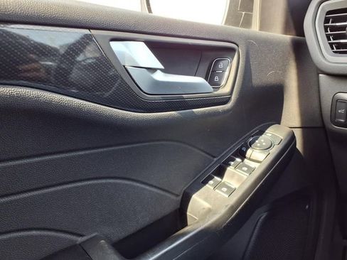 Certified 2023 Ford Escape ST-Line w/ Tech Pack #1 image 22