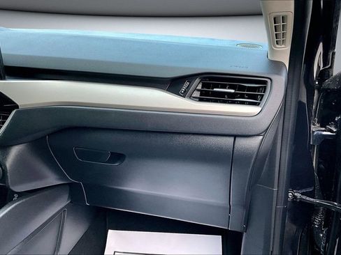 Used 2021 Ford Escape SE image 25