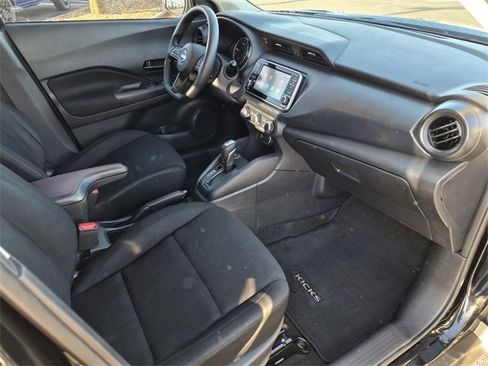 Certified 2024 Nissan Kicks S image 9
