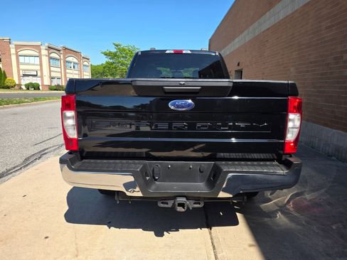Used 2020 Ford F250 XL w/ STX Appearance Package AWD/4WD image 4
