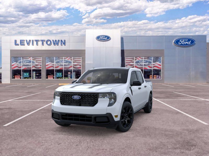 New 2026 Ford Maverick XLT w/ Equipment Group 301A AWD/4WD image 2