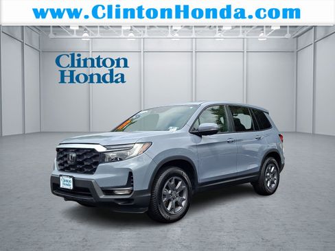 Certified 2025 Honda Passport EX-L image 1