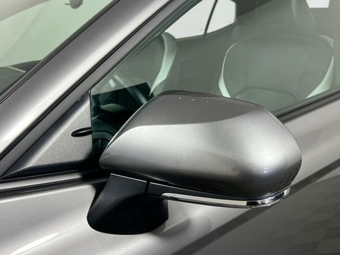 Used 2026 Toyota Camry SE FWD image 12