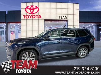 Used 2025 Toyota Grand Highlander Limited video 1