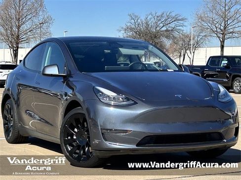 Used 2020 Tesla Model Y Long Range image 1