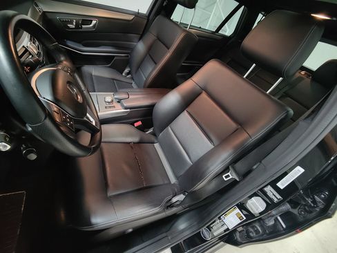 Used 2014 Mercedes-Benz E 350 4MATIC Wagon image 27