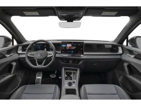 New 2026 Volkswagen Tiguan SE R-Line AWD/4WD image 5