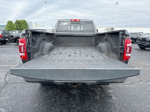 Used 2024 RAM 3500 Big Horn w/ Level 2 Equipment Group AWD/4WD image 24