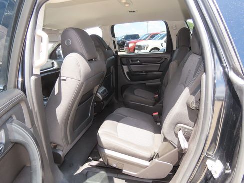 Used 2017 Chevrolet Traverse LT FWD image 21
