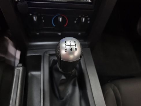 Used 2007 Ford Mustang Deluxe image 15