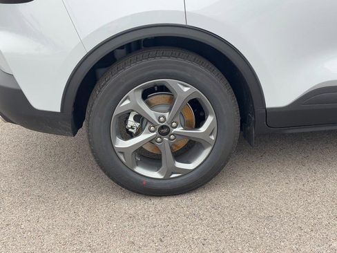 New 2026 Ford Escape ST-Line w/ Cold Weather Package image 4