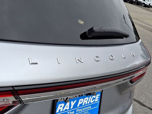 Used 2022 Lincoln Corsair Reserve w/ Elements Package image 32