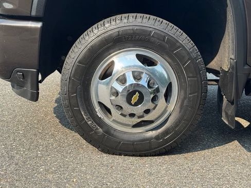 Used 2021 Chevrolet Silverado 3500 High Country w/ Snow Plow Prep/Camper Package AWD/4WD image 7
