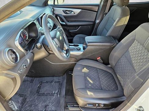 Used 2022 Chevrolet Blazer LT FWD image 15