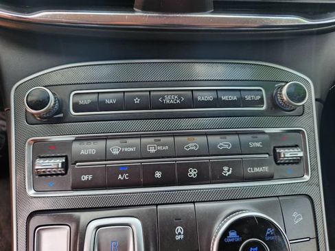 Used 2023 Hyundai Santa Fe SEL w/ Premium Package AWD/4WD image 17